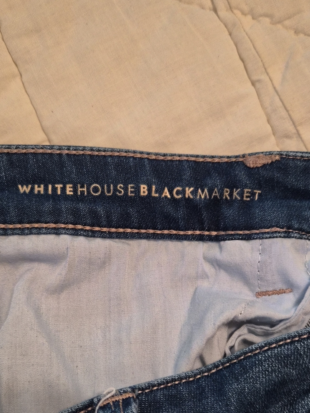 WHBM- The Girlfriend -Floral Embroidered Jeans- Size 6 - Picture 10 of 12